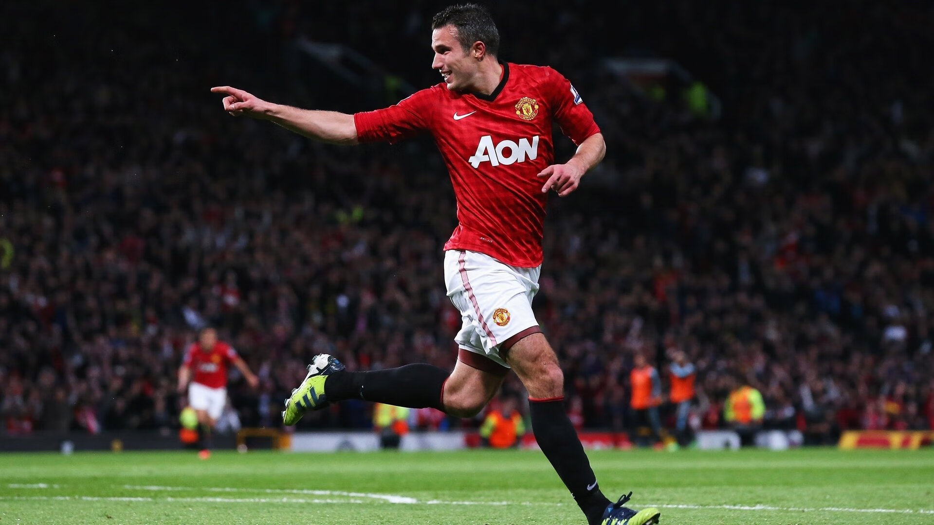 美洲队主帅谈球员转会策略,目标明确,美洲足球球员