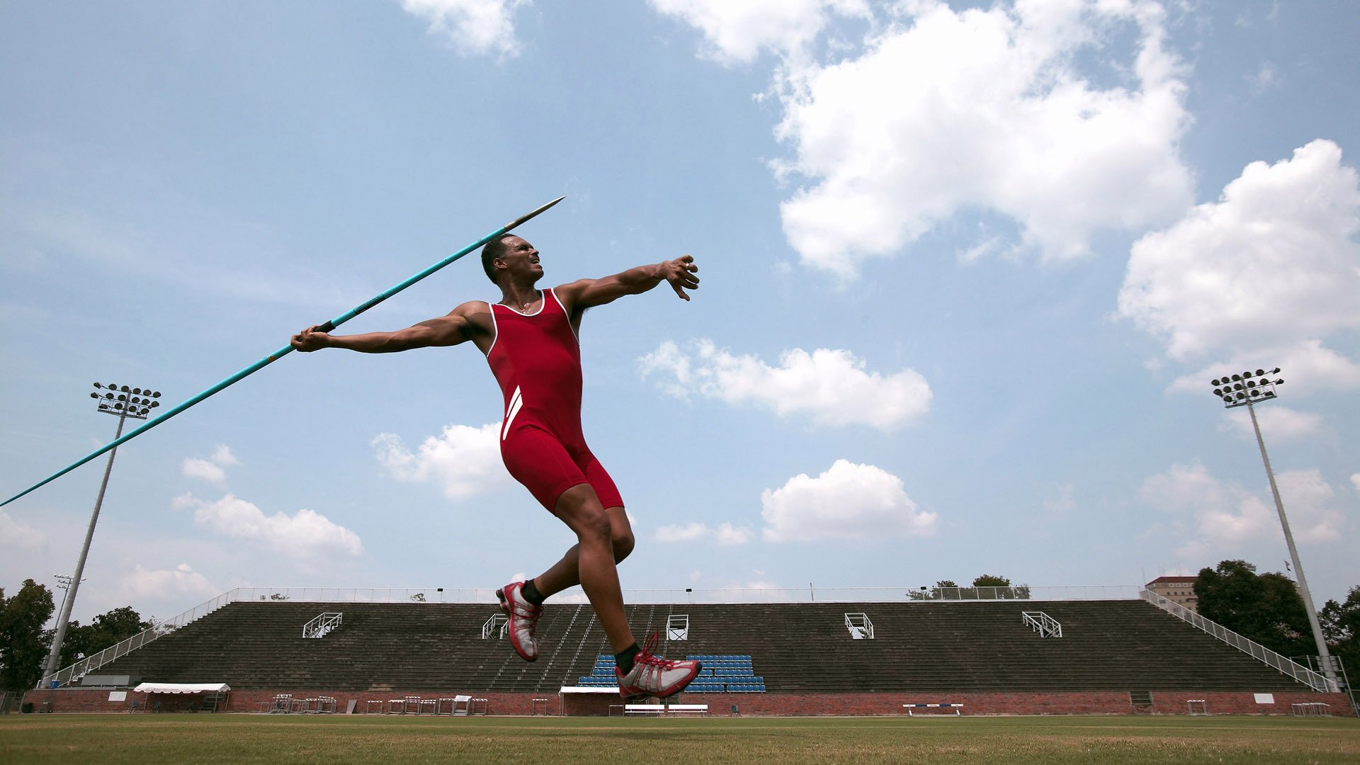 _传统体育新演绎：武术、跑步融合创新_，武术和体育运动的串词